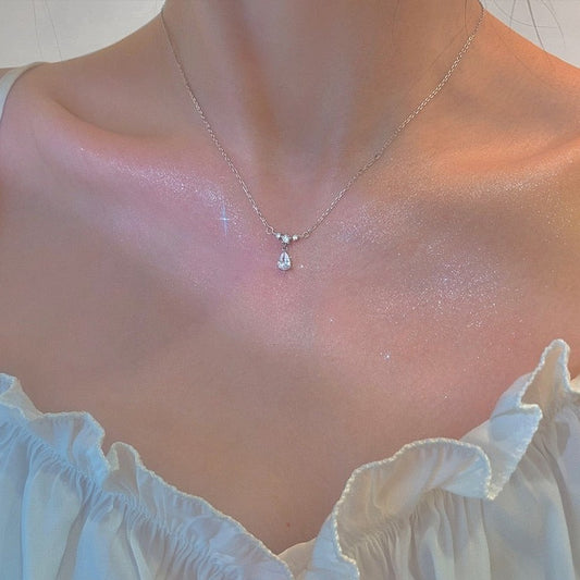 Water Drop Pendant Necklace
