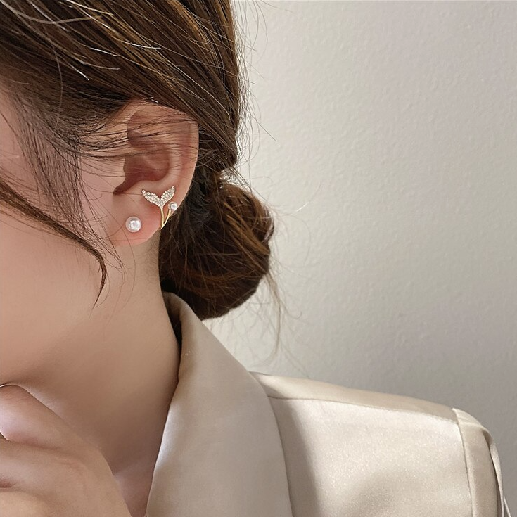 Mermaid Pearl Stud Earrings