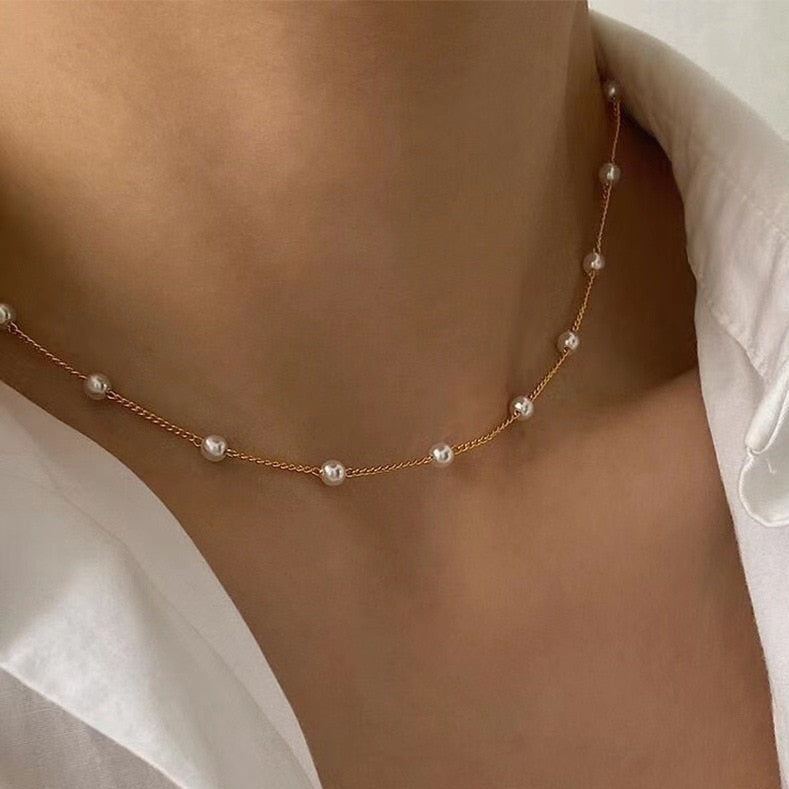 Dainty Pearl Choker Necklace
