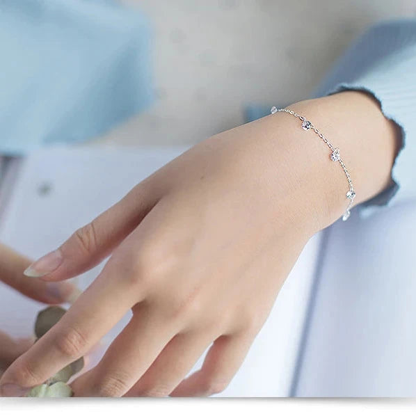 Glittering Silver Chain Bracelet