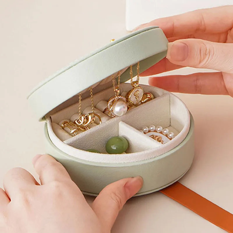 Circular Jewelry Box With Top Handle