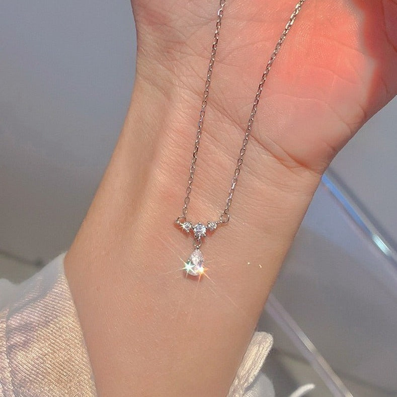 Water Drop Pendant Necklace